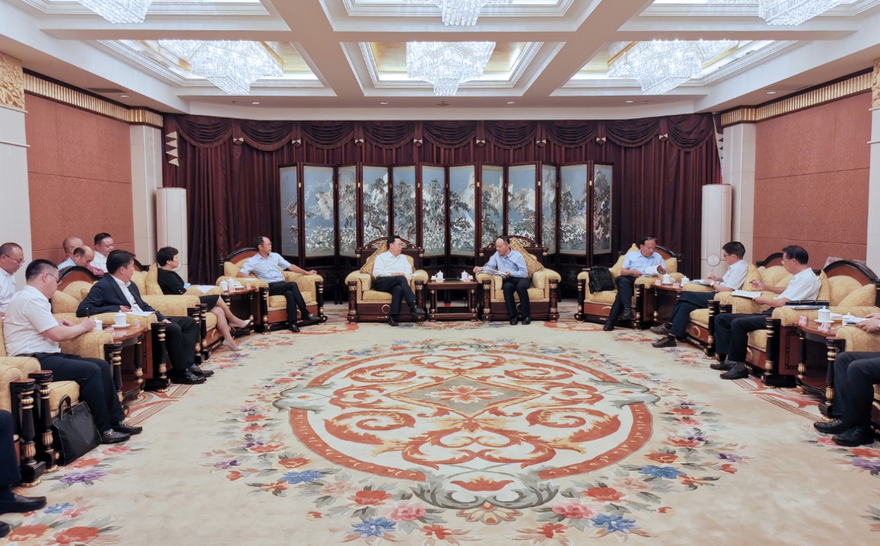 云南省副省长王显刚会见中国城乡和碧水源高层